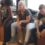 Cajon Workshop voor jongeren van maX Music