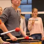 Latin Percussie Workshop voor jongeren van maX Music