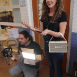 Een lipdub wordt begeleid door een cameraman en een theatercoach