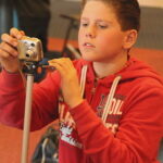 Voorwerpen komen tot leven in een Stop Motion Mediawijsheid Workshop van maX Music