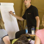 Songwriting Workshop voor volwassenen van maX Music