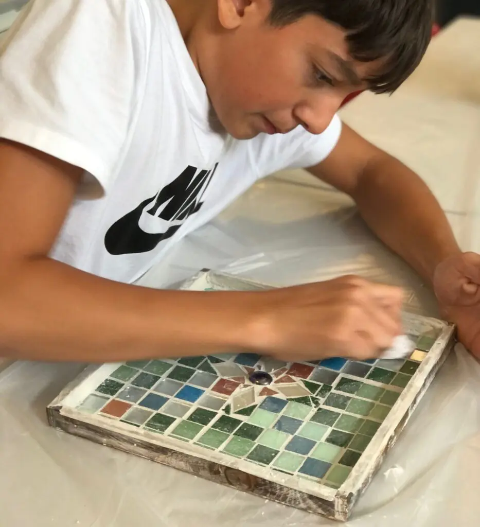 Mozaiek Workshop op locatie voor groepen jongeren