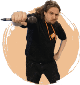 Workshopleider Renger geeft de rapworkshop