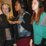 Zingen of rappen met de hele klas in een portable studio