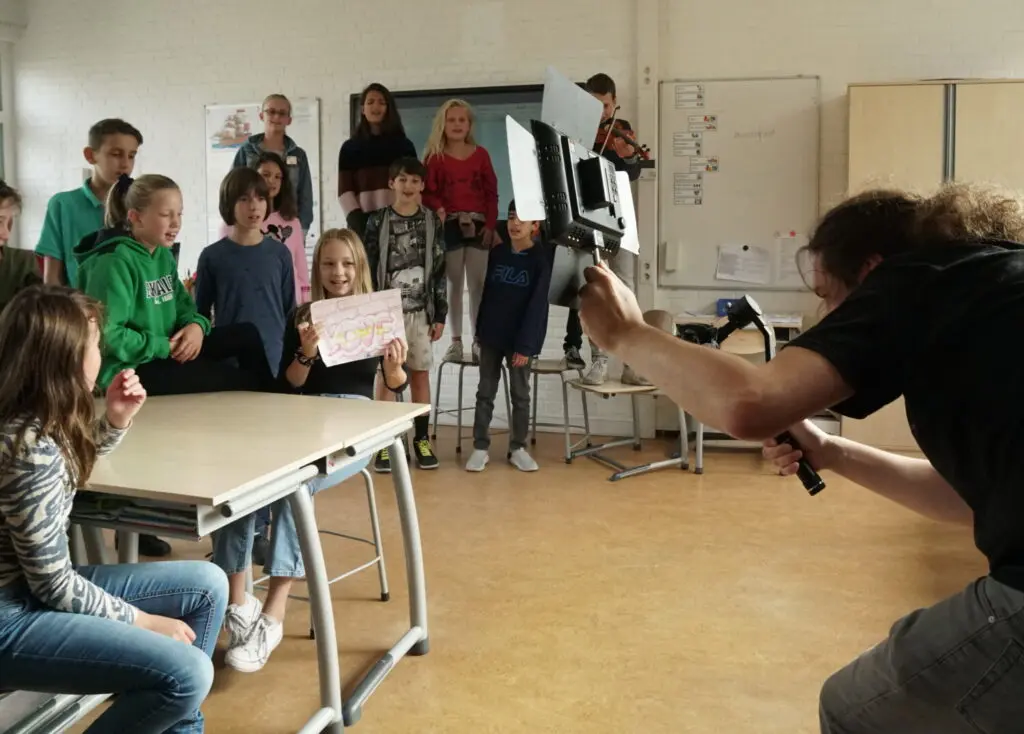 Song en clip project op locatie voor groepen kinderen