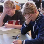 Spoken Word Workshop voor jongeren betekent soms bijzondere oefeningen uitvoeren