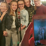 videoclip selfie ren door de poort