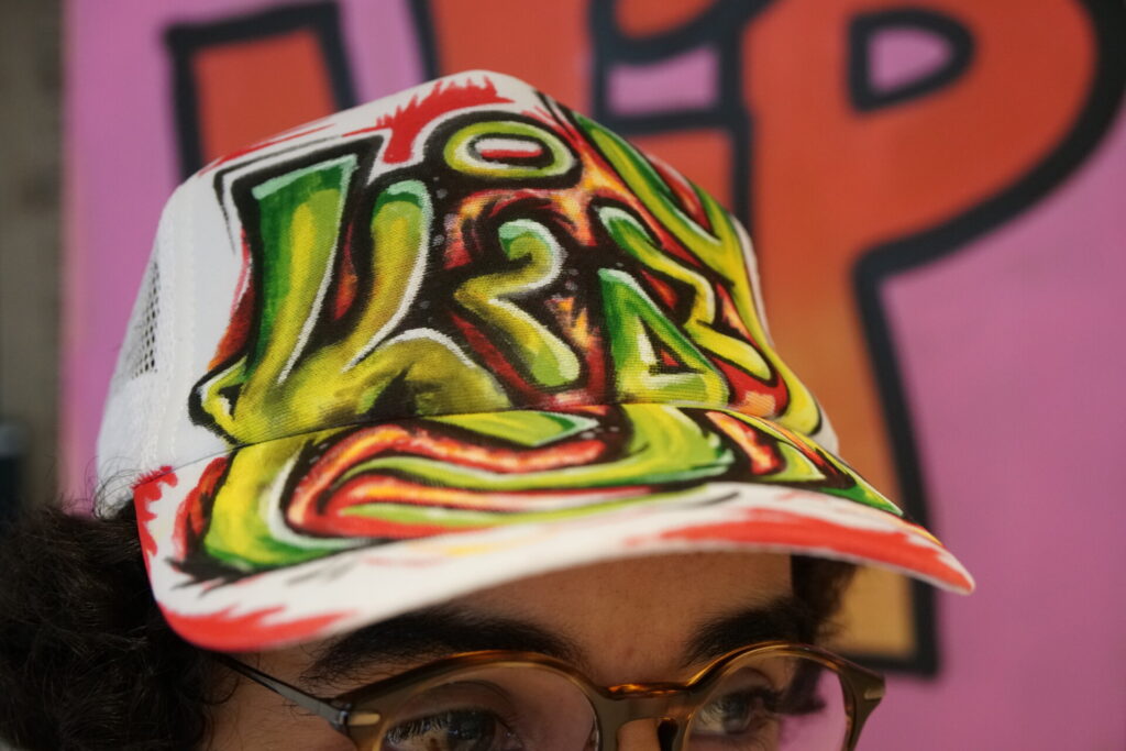 Truckercap Graffiti Workshop is ook een mogelijk alternatief op de graffiti workshop.