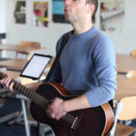 Enthousiaste workshopleiders geven zang workshops