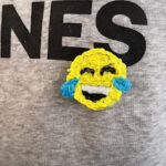 3d geprinte button met emoticon