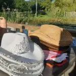 We nemen cowboyhoeden en sjaaltjes mee naar de Linedance Workshop