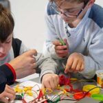 Kunst en techniek workshops voor op school.