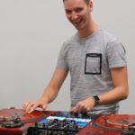 DJ Workshop als uitje voor volwassenen.