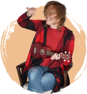 Veel deelnemers van de ukelele workshop krijgen al snel de smaak te pakken