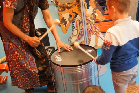 Feest Rond De Wereld Muziekproject voor groepen kinderen
