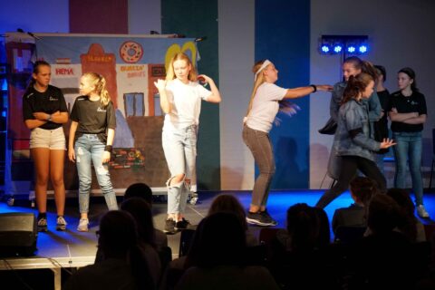 Theater Themadag op locatie voor grote groepen jongeren