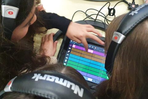 Muziekproductie Workshop op locatie voor groepen kinderen